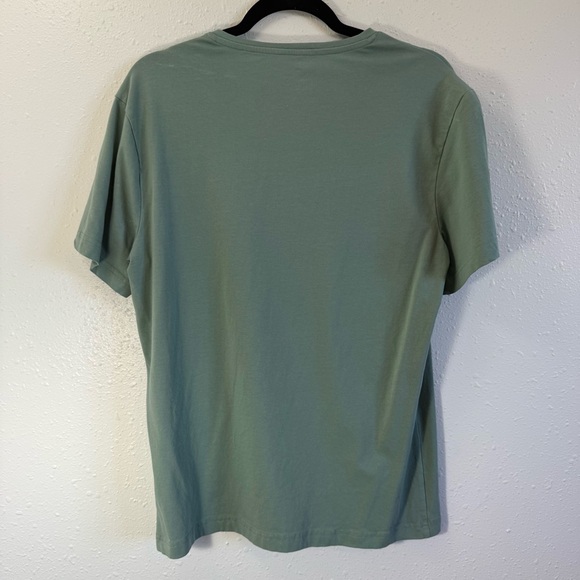 H&M Sage‎ Green V-Neck T-Shirt - Picture 4 of 4